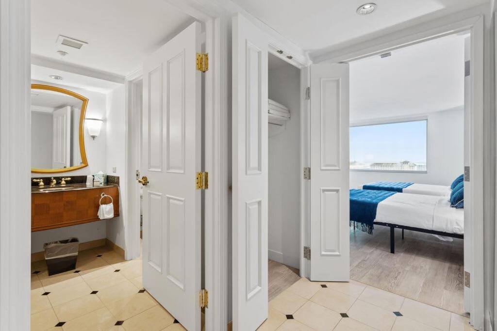 Beachfront 2Br 3Ba Condo By Cozysuites 애틀랜틱시티 외부 사진