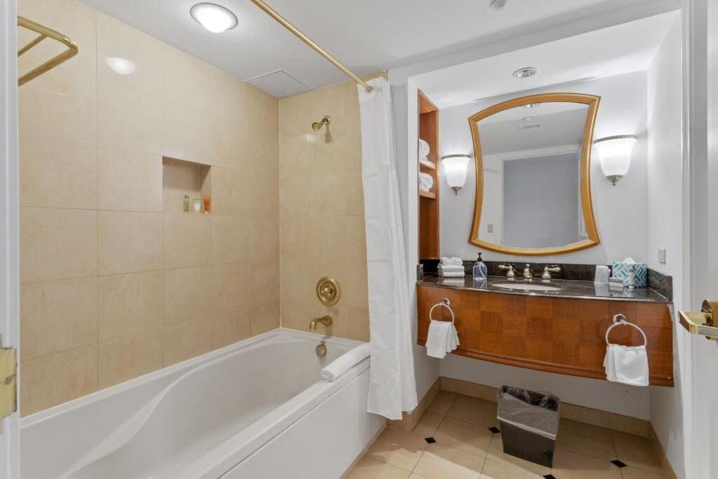 Beachfront 2Br 3Ba Condo By Cozysuites 애틀랜틱시티 외부 사진